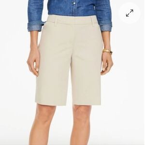 Talbots Perfect Shorts Womens Petite Beigw Cotton Stretch Casual 10.5" Sz 2